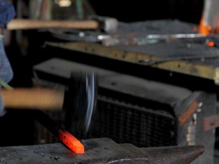 Archisio - Fabbro Costruzioni In Ferroacciai E Torniture Service Meccanica - Progetto Fabbro