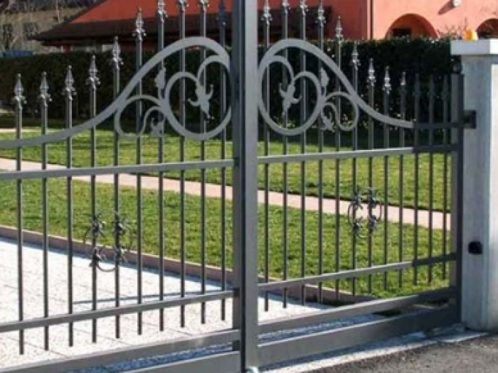 Archisio - Serramenti Porte Carlisi srl - Progetto Carpenteria e realizzazioni