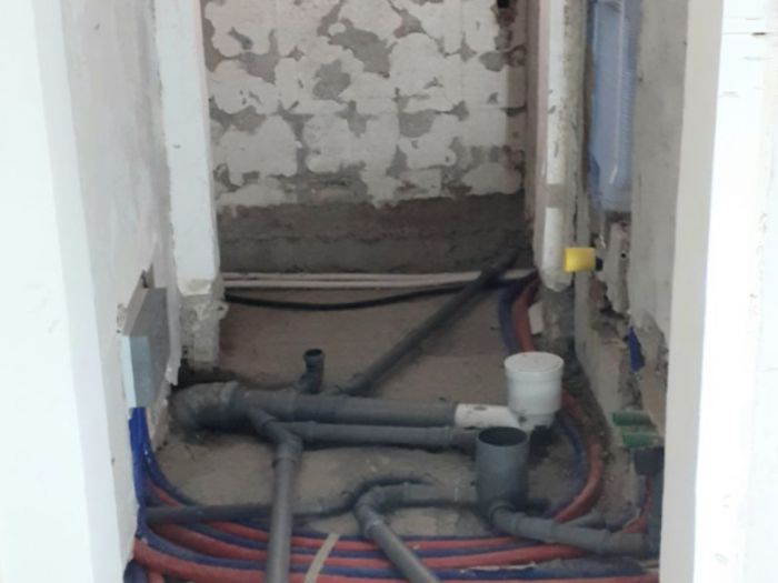 Archisio - Mani Srl Ristrutturazini - Progetto Bagno classico con stucchi roma zona balduina