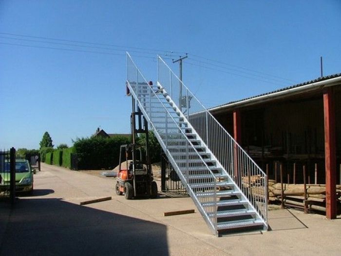 Archisio - Orma Di Mastrogiuseppe Christian Snc - Progetto Scale in ferro