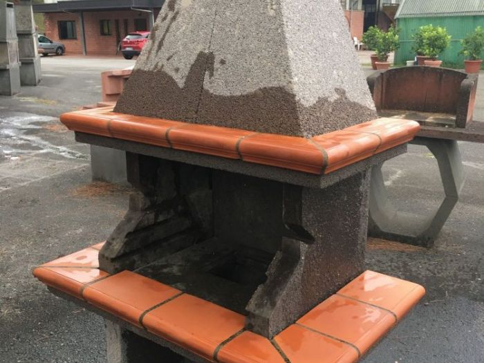 ITALFIORI SRL - Italfiori srl - Forni a legna da pizza, caminetti e  barbecue - Castelfranco di Sopra (AR) | Archisio