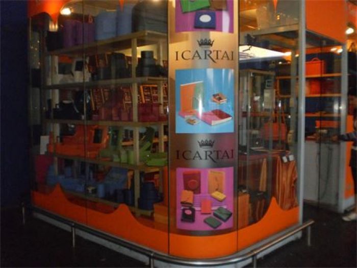 Archisio - Emanuele Epifanio - Progetto icartai in box stazione slucia venezia