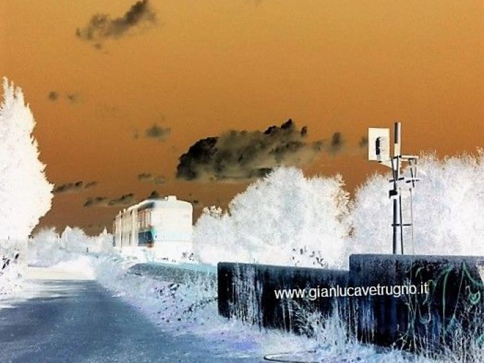 Archisio - Gianluca Vetrugno Meltem Kosan the Art Of The Negative - Artisti - Progetto Galleria 2 paesaggi