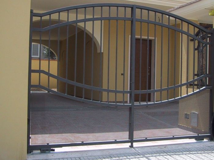 Archisio - Talloru Salvatore srl - Progetto Cancelli in ferro battuto