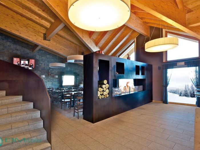 Archisio - Bm Italia srl - Progetto Rifugio baradello 2000