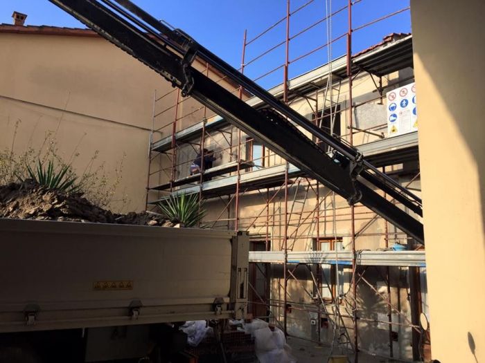 Archisio - Immobiliare Case Nuove srl - Progetto Ponteggi e rifacimento pavimento terrazzo