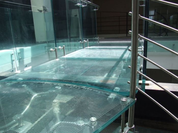 Archisio - Gilles Patrice Arch Todaro - Progetto Ristrutturazione showroom sol et bains a dakar senegal