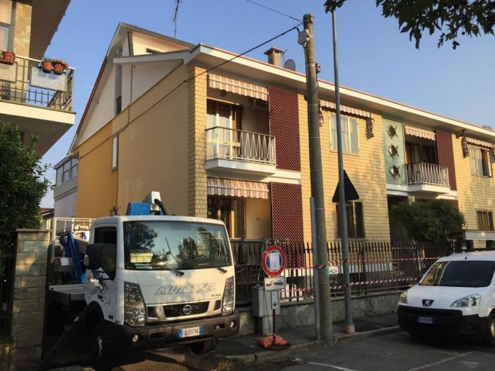 Archisio - Angelo Edilizia Generale - Progetto Opere di restauro e risanamento conservativo delle facciate impermeabilizzazione cornicione e decorazione scala