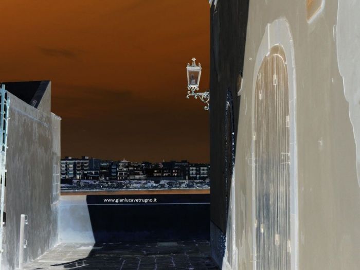 Archisio - Gianluca Vetrugno Meltem Kosan the Art Of The Negative - Artisti - Progetto Galleria 3 architettura