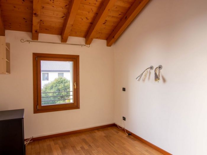 Archisio - Elisa Cattelan - Progetto Home staging su mini appartamento