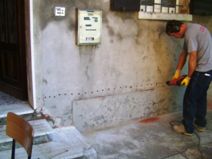 Archisio - Tecnocem - Progetto Trattamento dellumidit di risalita a bologna e provincia