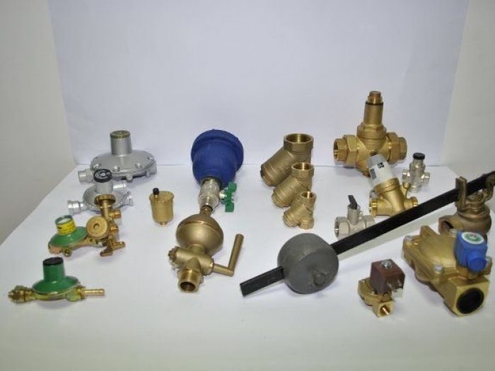 Archisio - Termoidraulica Francini srl - Progetto Prodotti sanitari e scarichi