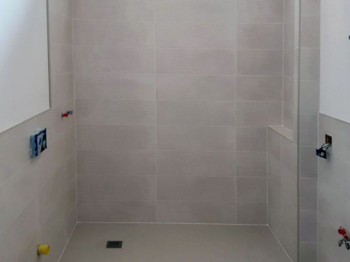 Archisio - Mani Srl Ristrutturazini - Progetto Rifacimento completo bagno sito in roma zona boccea