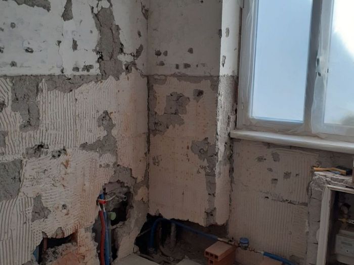 Archisio - Mani Srl Ristrutturazini - Progetto Ristrutturazione completa di un appartamento sito in roma zona aurelio con tanto gioco di colori