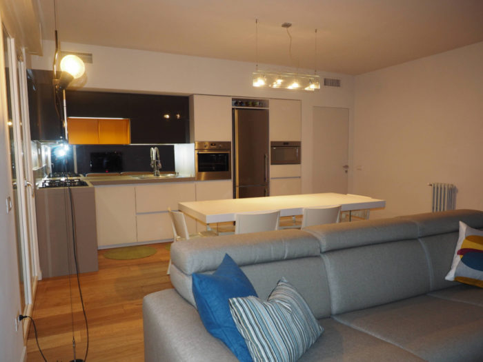 Archisio - Elsa Paradiso - Progetto Ristrutturazione completa casa a colori