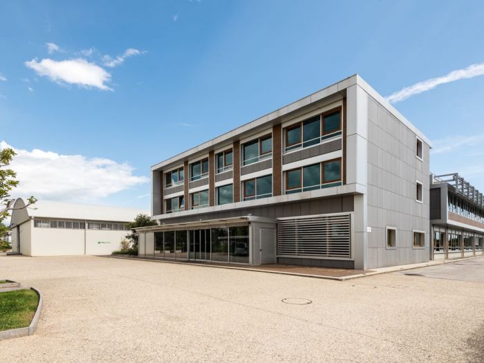 Archisio - Studio Fotografico Francesco Degli Innocenti - Progetto Ica group civitanova