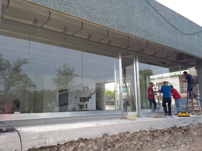 Archisio - Petrucci Serramenti - Progetto Infissi in vetro