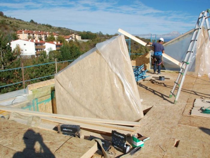 Archisio - Laqarchitettura - Progetto Demolizione e ricostruzione di abitazioni danneggiate dal sisma