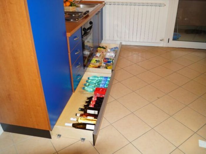 Archisio - Kitchen Magic Space - Progetto Base cucina con piedi a vista o completa con cassetti