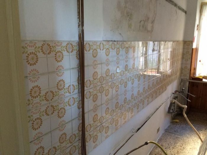 Archisio - Gmd Di Meola Giuseppe - Progetto Tinteggiatura di pareti interne ed esterne Lucidatura di pavimenti in marmo granito terrazzo granigliaTrattamento cotto gres e parquet