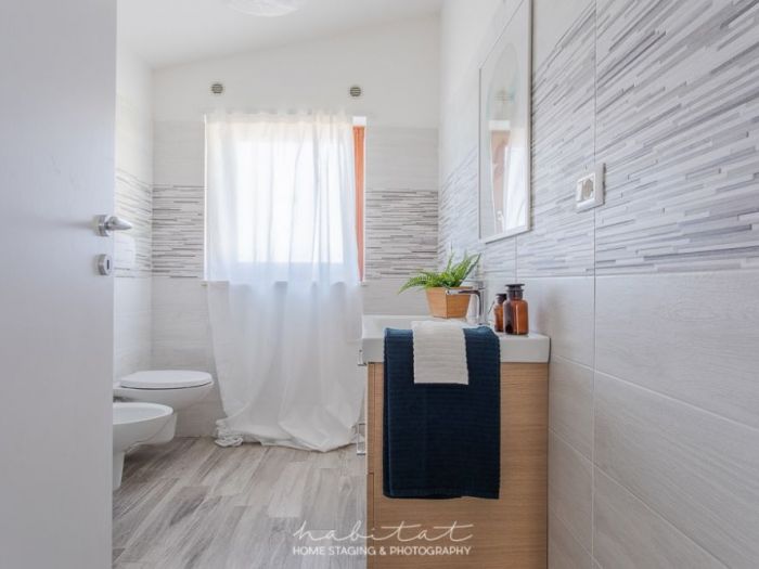 Archisio - Arianna Di Carlantonio Habitathomestaging - Progetto exotic blue home staging