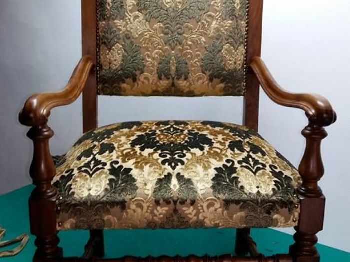 Archisio - Tappezzeria Fiorentina - Progetto Letti poltrone e divani