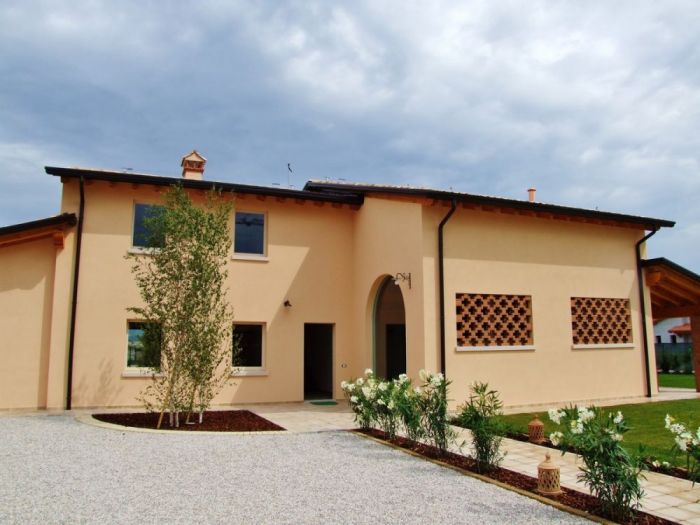 Archisio - Felice Real Estate srl - Progetto Casa in legno realizzata ad oppeano vr