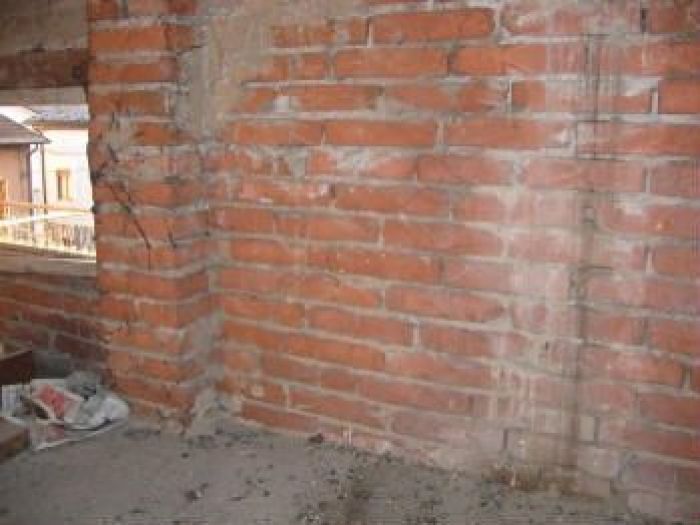 Archisio - Edile Lugli Di Giuseppe Lugli - Progetto Consolidamento sottotetto