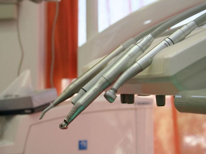 Archisio - Flli Emanuele E Massimiliano Ercolani - Progetto Studio dentistico