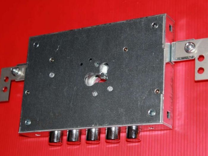 Archisio - Aries Di Michele Bortolotti - Progetto Cambio serrature