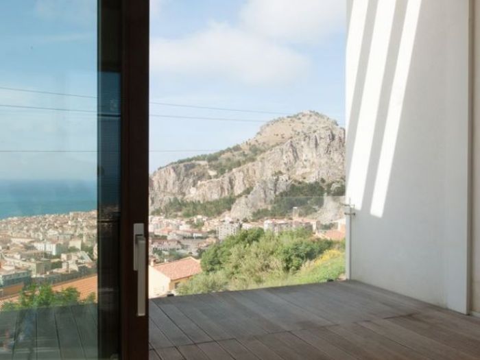 Archisio - Matteo Franco - Progetto Casa biancorosso