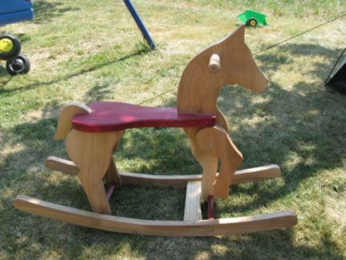 Archisio - Il Mobile Darte - Progetto Articoli in legno per bambini