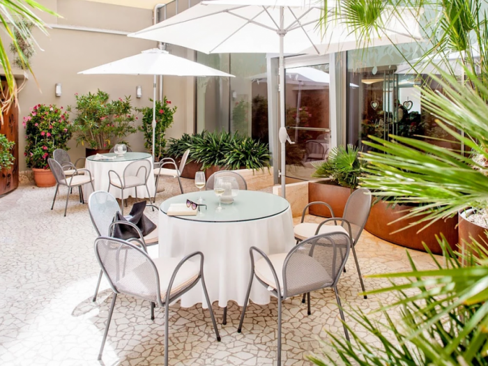 Archisio - Chiomio Luigi - Progetto Albergo marino