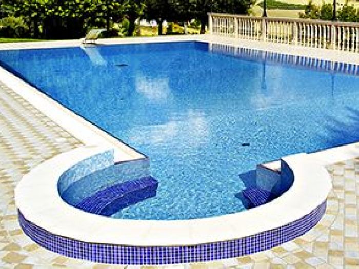 Archisio - Ciampini Piscine Ed Impianti Elettrici - Progetto Piscina a sfioro