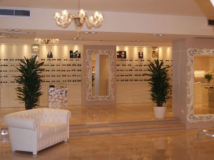 Archisio - Falegnameria Franciacorta Snc - Progetto 8 ottica e gioielleria - arredamento ottica
