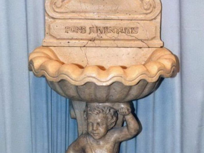 Archisio - Arte 2000 - Progetto Fontane in marmo