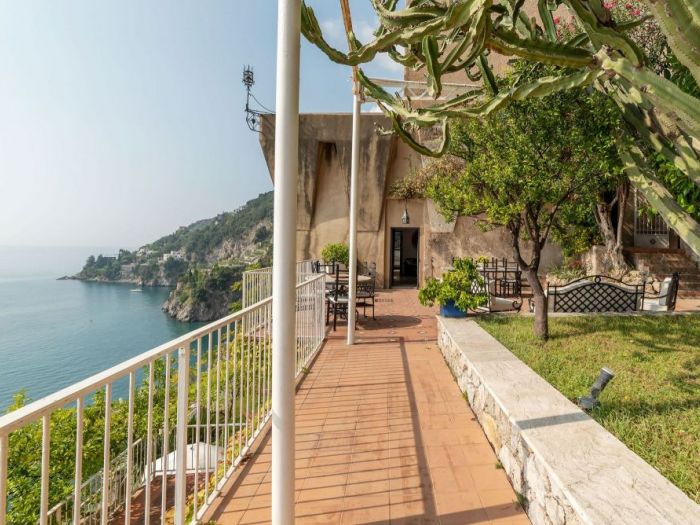 Archisio - Cristina Bis - Progetto Servizio fotografico a vietri sul mare