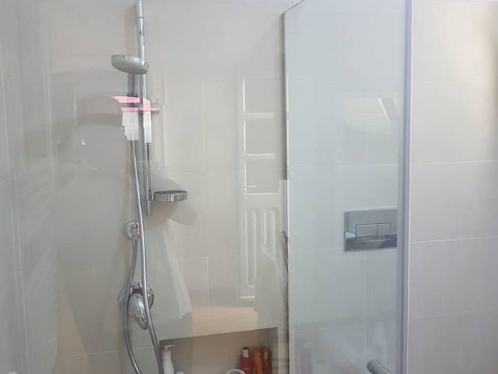 Archisio - Murtas Giorgio Il Vetraio - Progetto Box doccia in vetro su misura