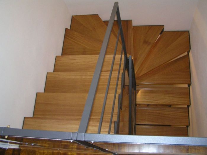 Archisio - Roberto Rossi - Progetto Scale per interni ed arredi living