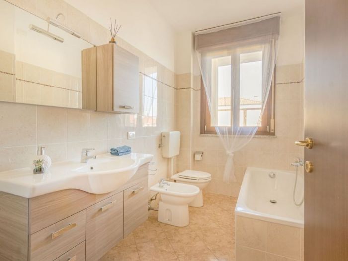 Archisio - Eukalipto Studio - Progetto Home staging completo servizio fotografico e foto drone su duplex vuoto