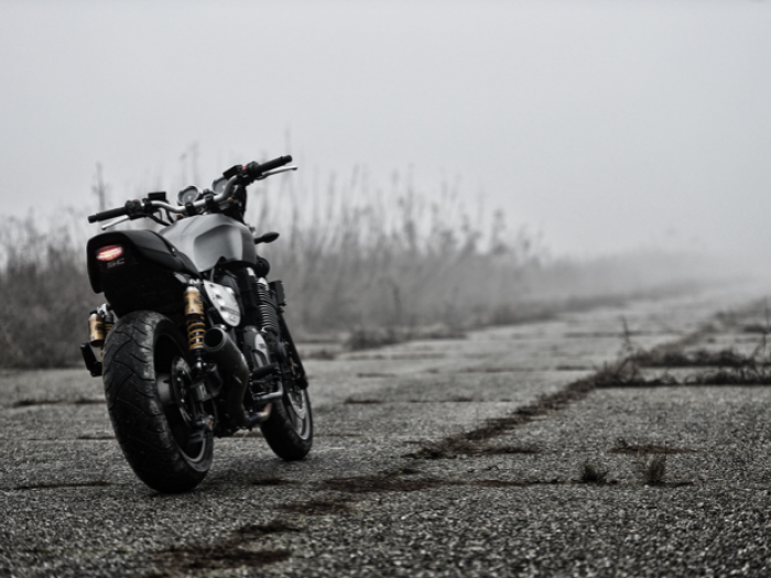 Archisio - Unlead - Progetto Motorcycle reportage sc-project yamaha xjr1300