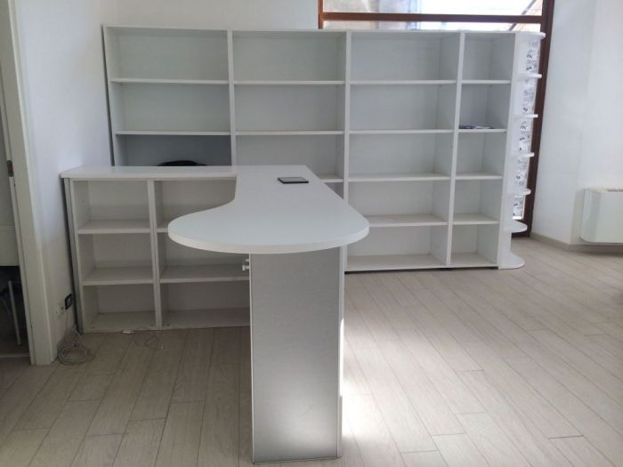 Archisio - Imetallici Di Taverna Andrea Taverna - Progetto Allestimento locale commerciale