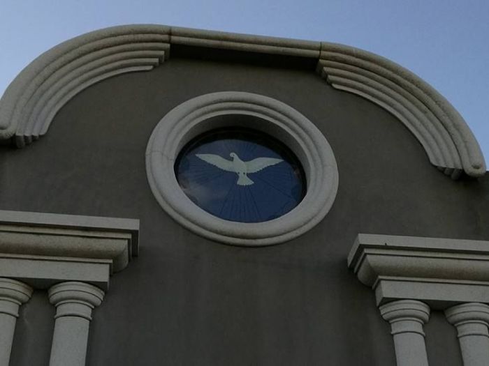 Archisio - Memarm Snc Dei Fratelli Menniti - Progetto Chiesa di un cimitero costruita con lastra di pietra grigio scura e lastra di pietra bianca