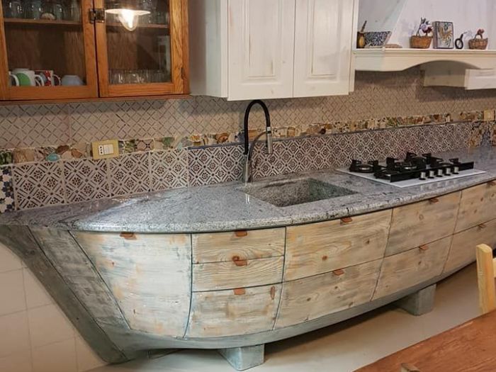 Archisio - Falegnameria Tuccitto - Progetto Cucina a forma di barca