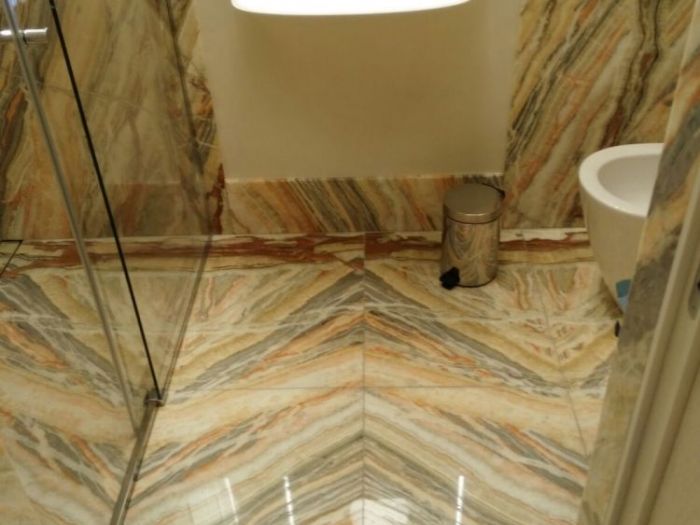 Archisio - Giovanni Privitera - Progetto Bagni in marmo