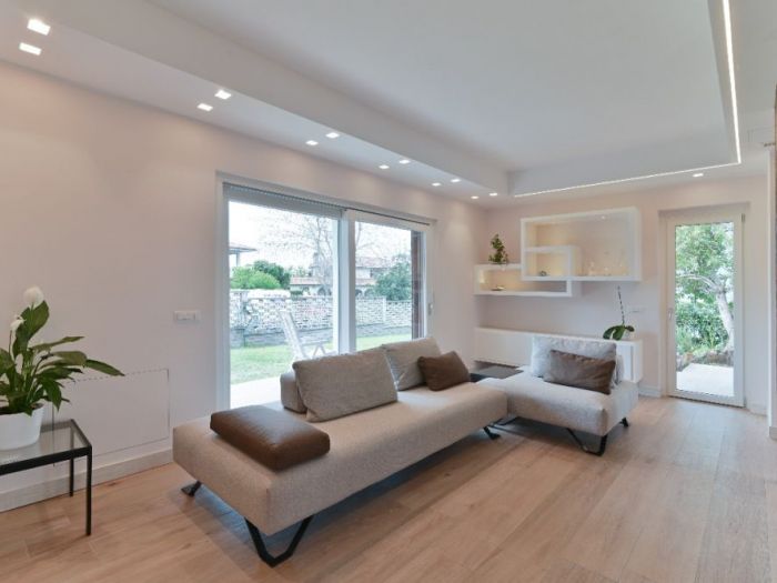 Archisio - Giuseppe Bisceglia - Progetto Casa tarquinia - 250mq