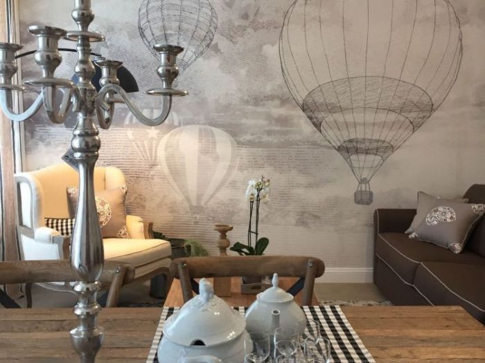 Archisio - Cristina Montessoro - Progetto Leggere mongolfiere sono arrivate in una bella villa depoca