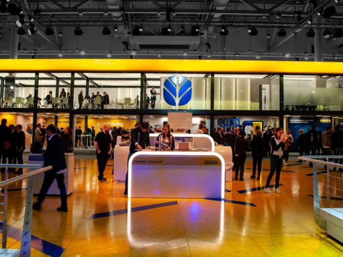 Archisio - Carmadesign srl - Progetto New holland - exhibition system