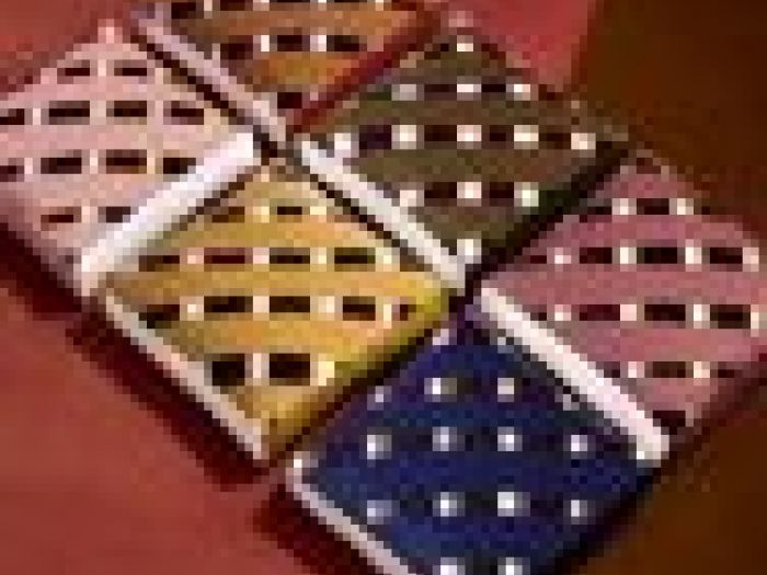 Archisio - Flamar Tessuti Carte Moquettes - Progetto Cuscini decorativi