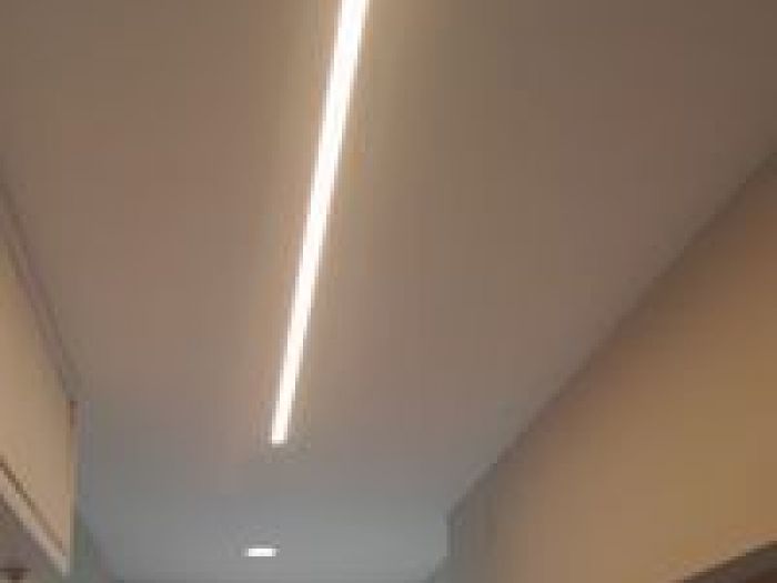 Archisio - Terni Dmr Costruzioni - Progetto Ristrutturazione salone con neon